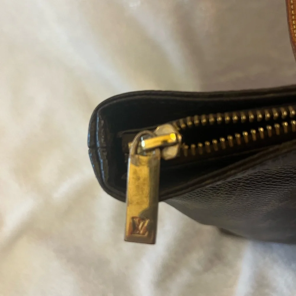 Louis Vuitton Brown Monogram Piano Tote Handbag with COA included - Picture 11 of 16